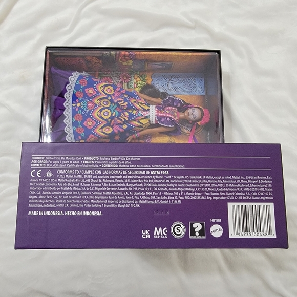 Barbie Signature Doll, 2022 Dia De Muertos Collectible - Picture 14 of 14